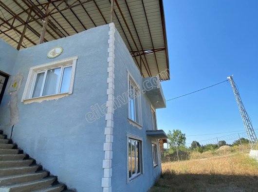Bursa Büyükorhan Perçin Mah 2 katlı satılık köy evi